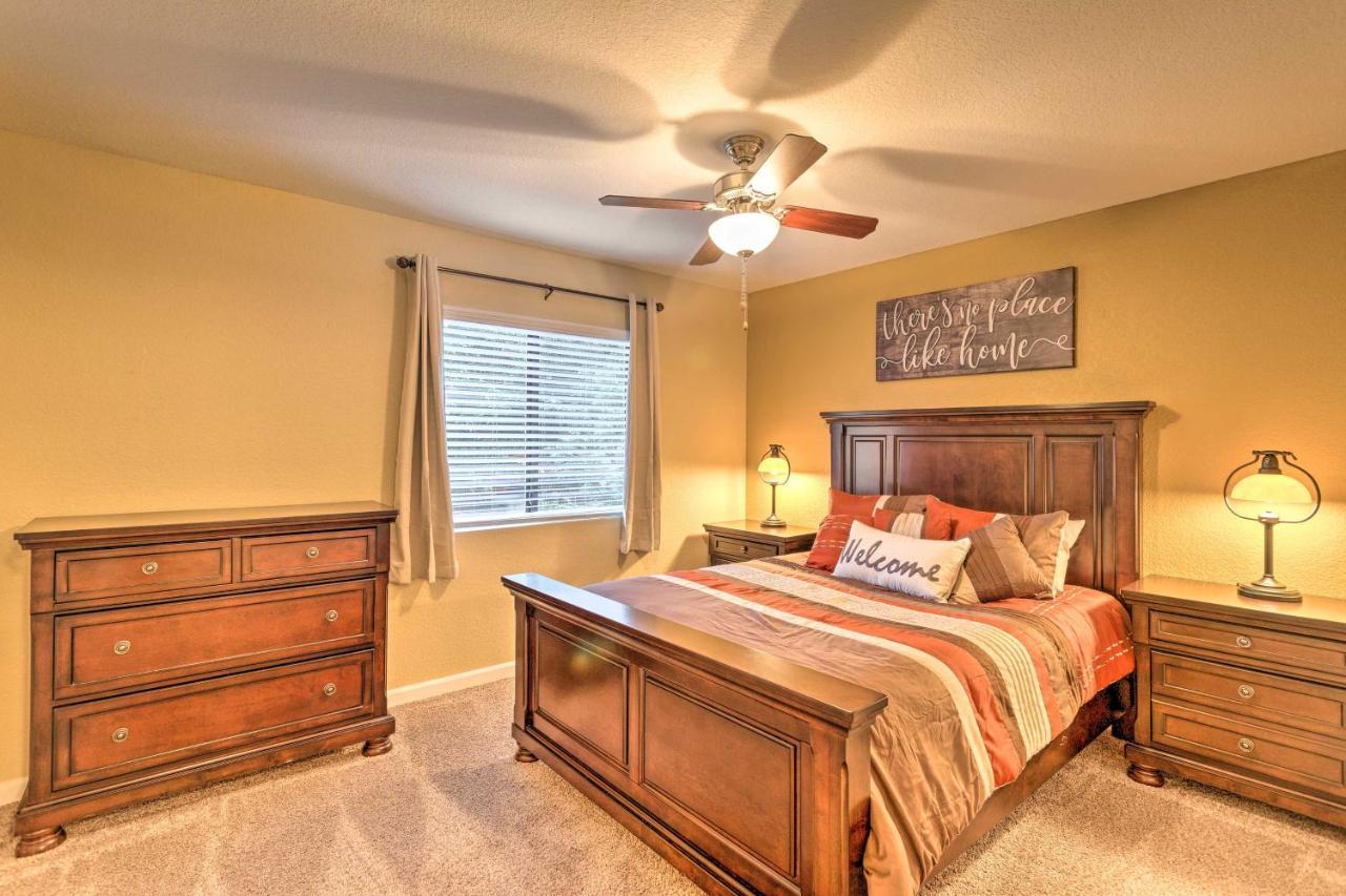 Sunny With Pool And Grill Access! Sedona